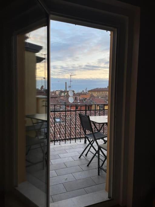 Romantic Attic Room With Panoramic View Bologna Exteriör bild