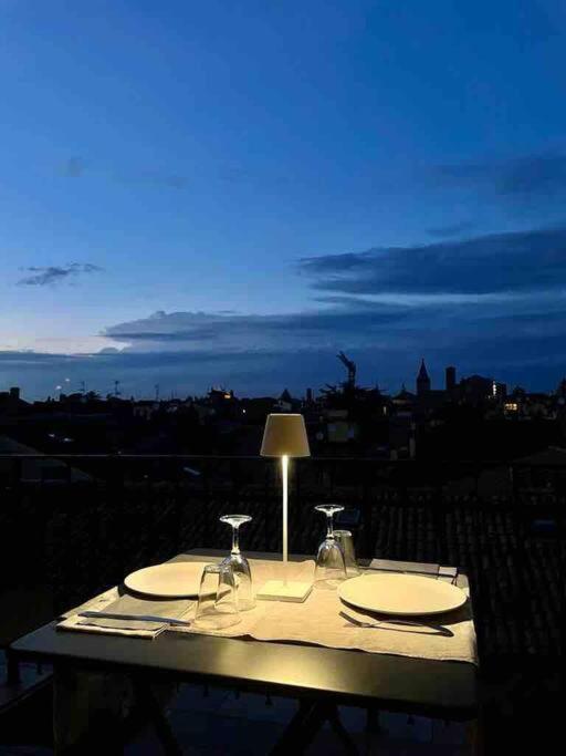 Romantic Attic Room With Panoramic View Bologna Exteriör bild