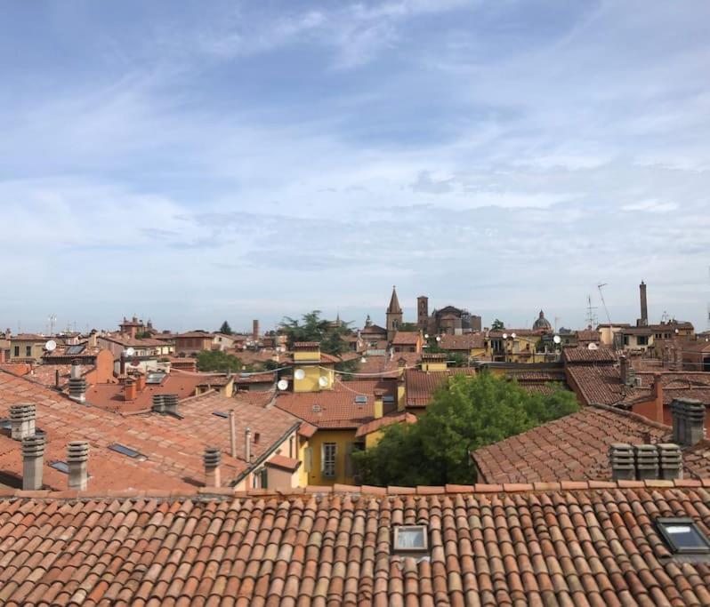 Romantic Attic Room With Panoramic View Bologna Exteriör bild